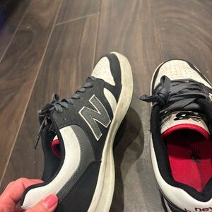 New Balance Men’s Black, White and Gray Low-Top GOLF Sneakers